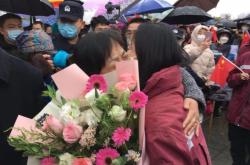 海港重伤倒地，切尔西全队围拢祈祷，场面感人